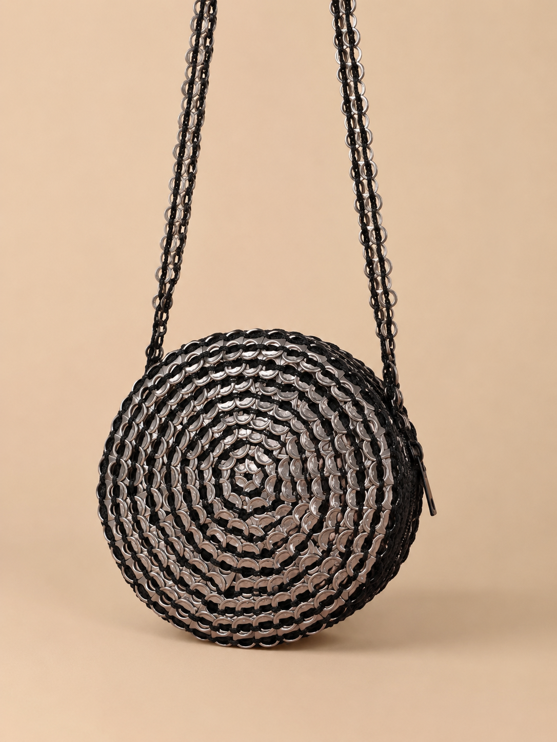 Elos Urbanos, bolsa de croche e lacres reciclados