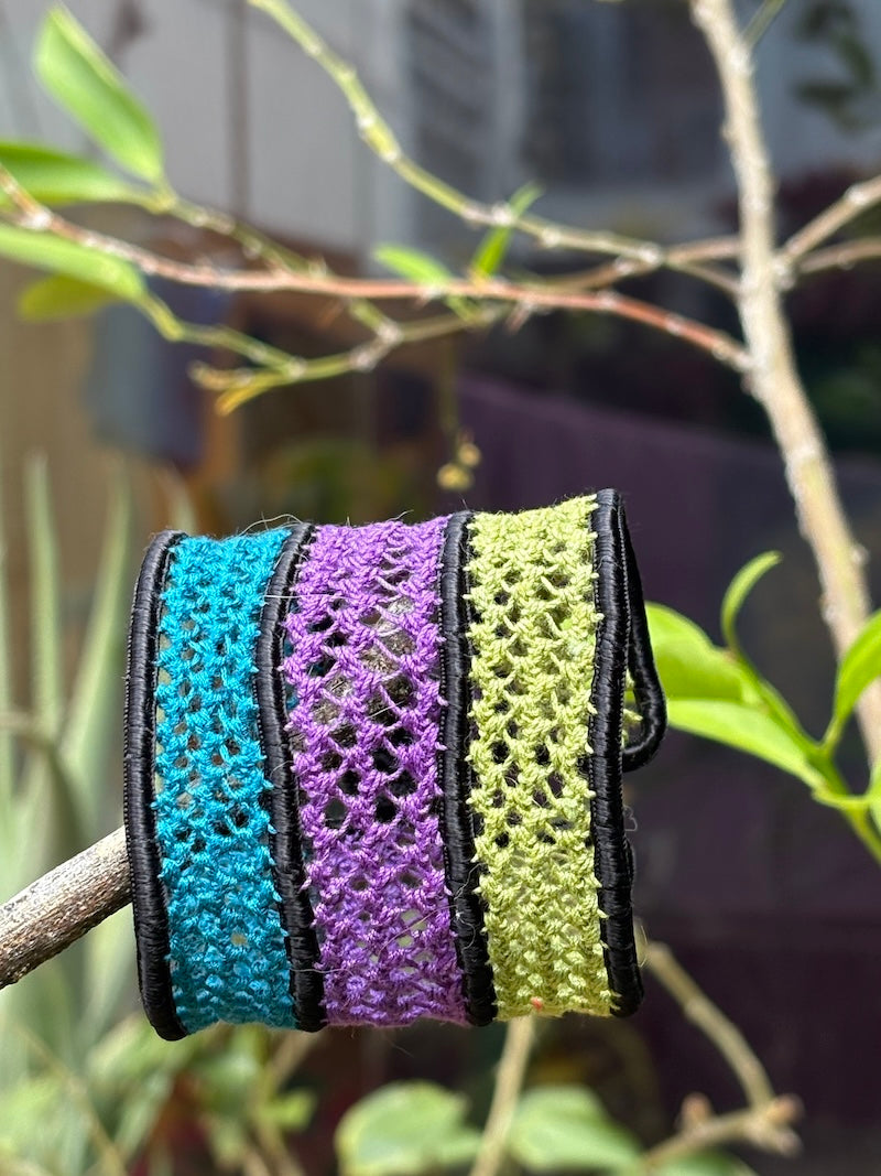 Luzes da floresta , pulseira de renda irlandesa