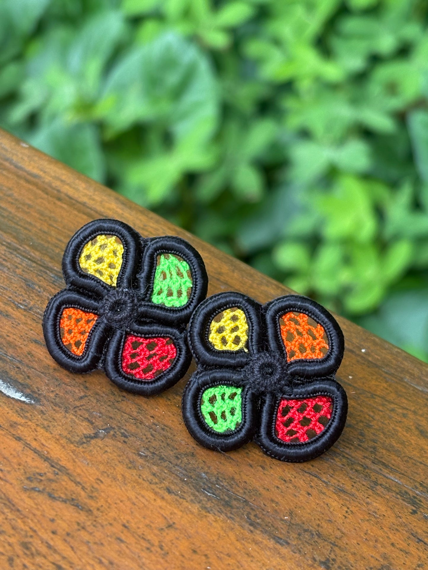 Primula, Irish lace earrings