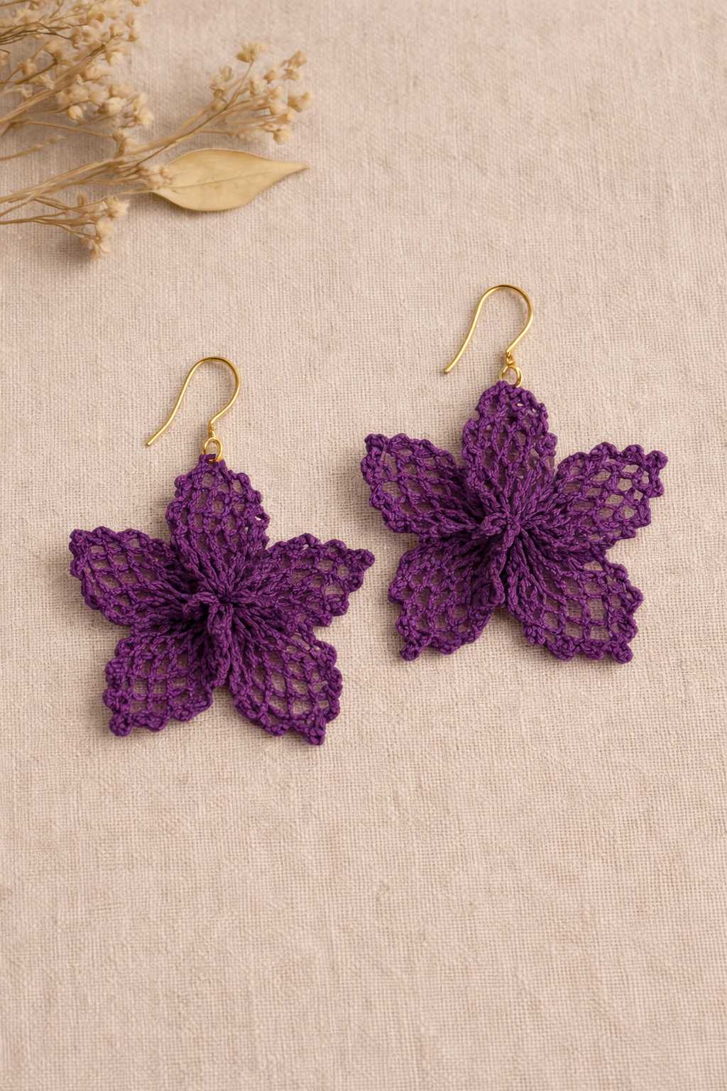 Dalia, Irish lace earrings