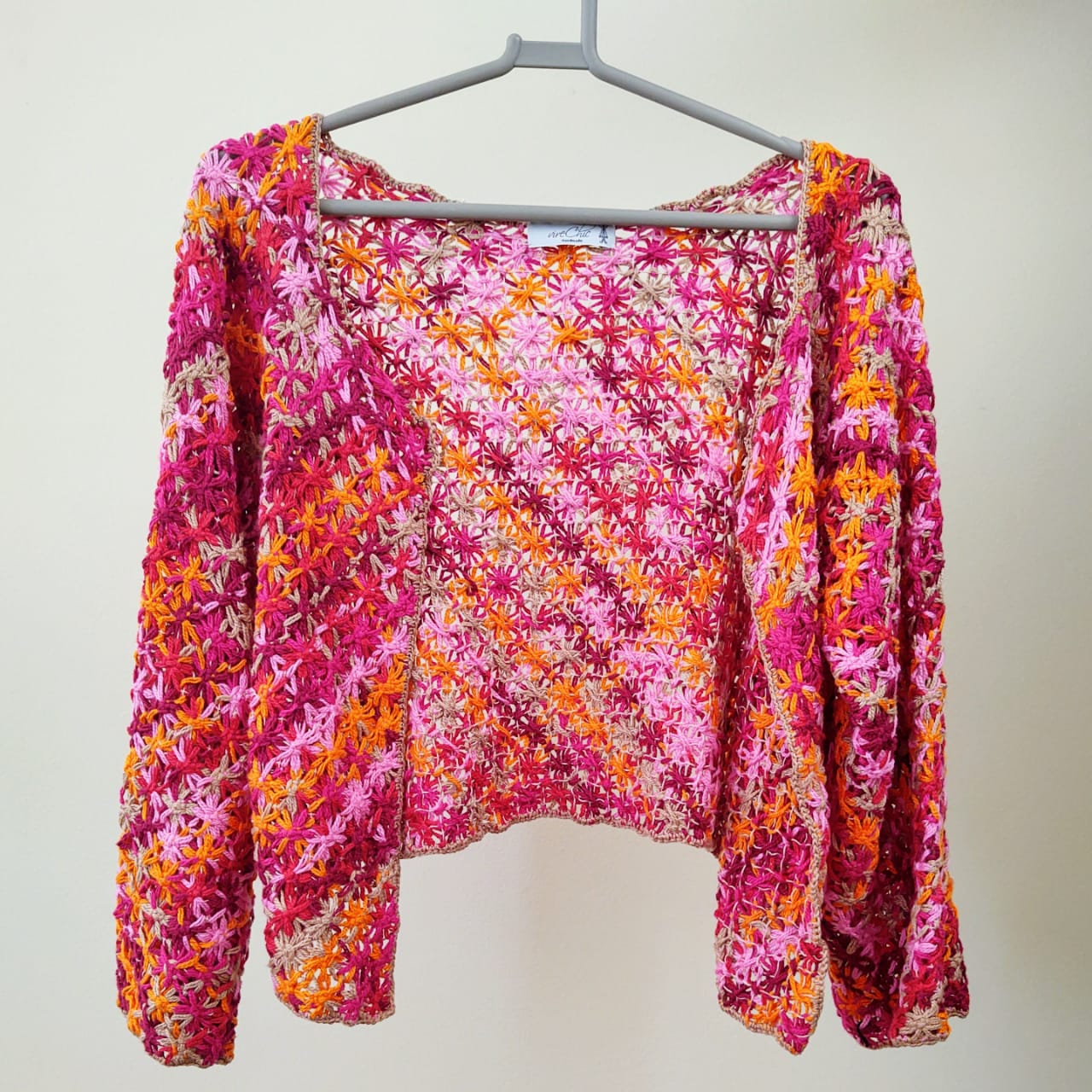 casaquinho de bordado filet feito a mão