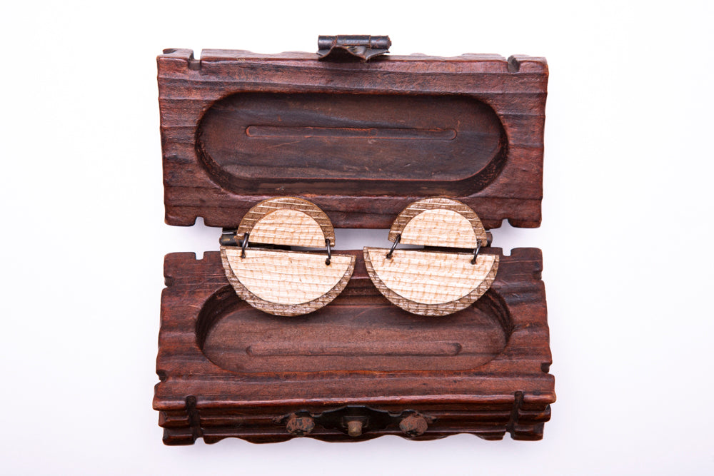 Vintage, brincos sustentaveis de bananeira