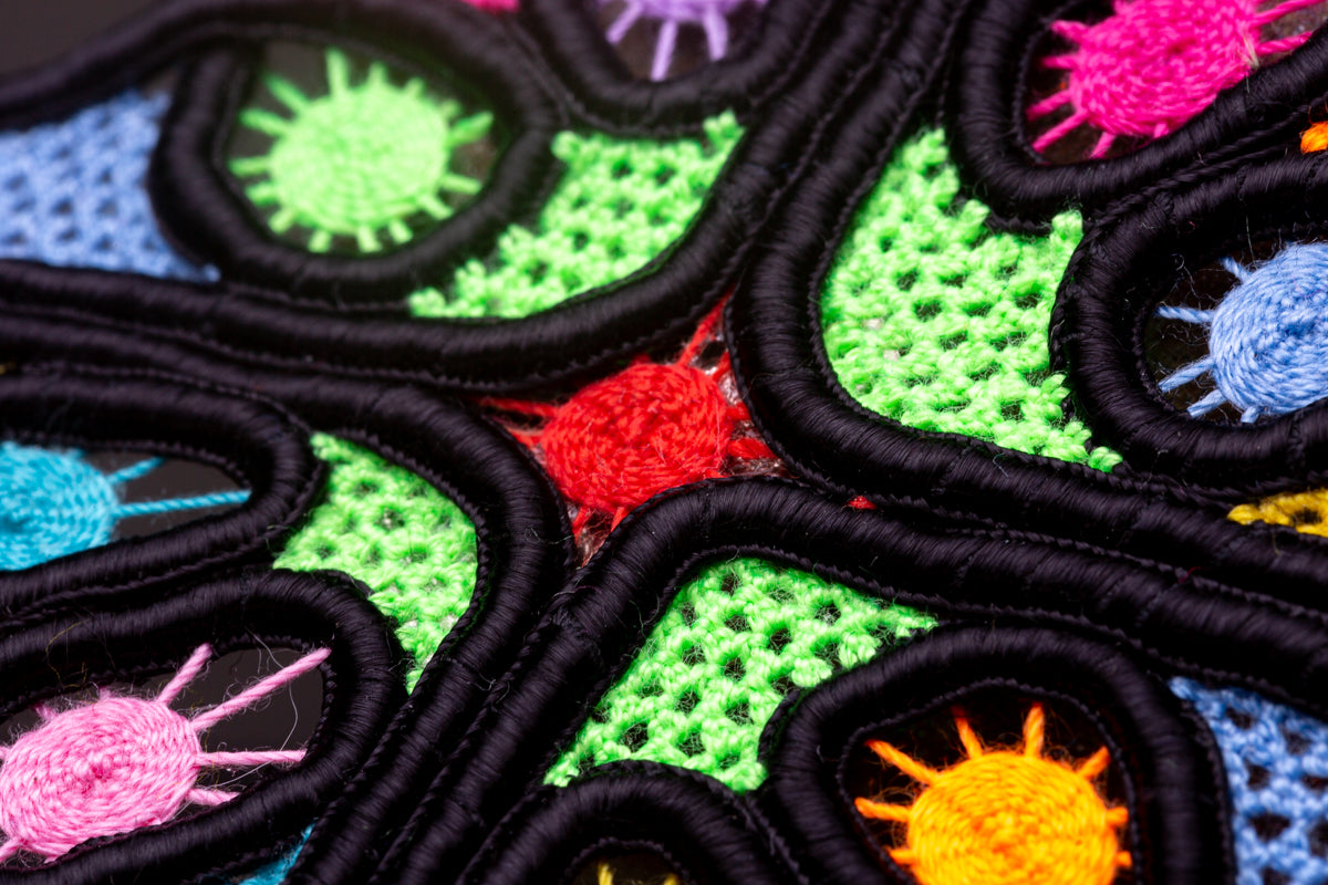 broche de renda irlandesa