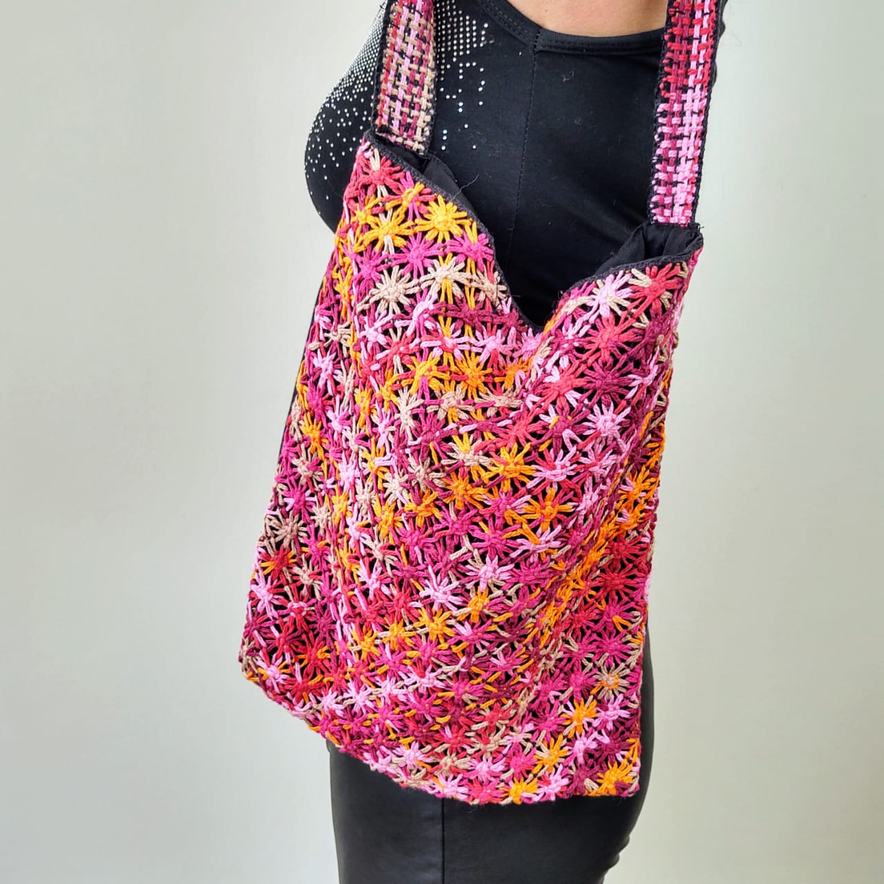 Flamingo, embroidered bag