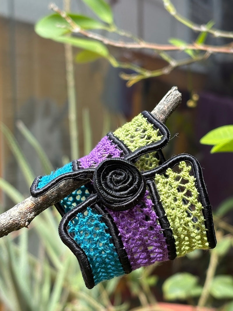 Luzes da floresta , pulseira de renda irlandesa