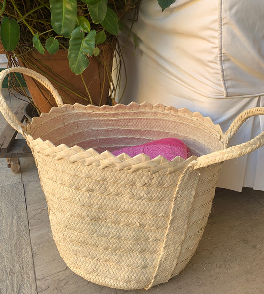 Cesta de Palha com Alça – Feita à Mão por Mulheres Artesãs