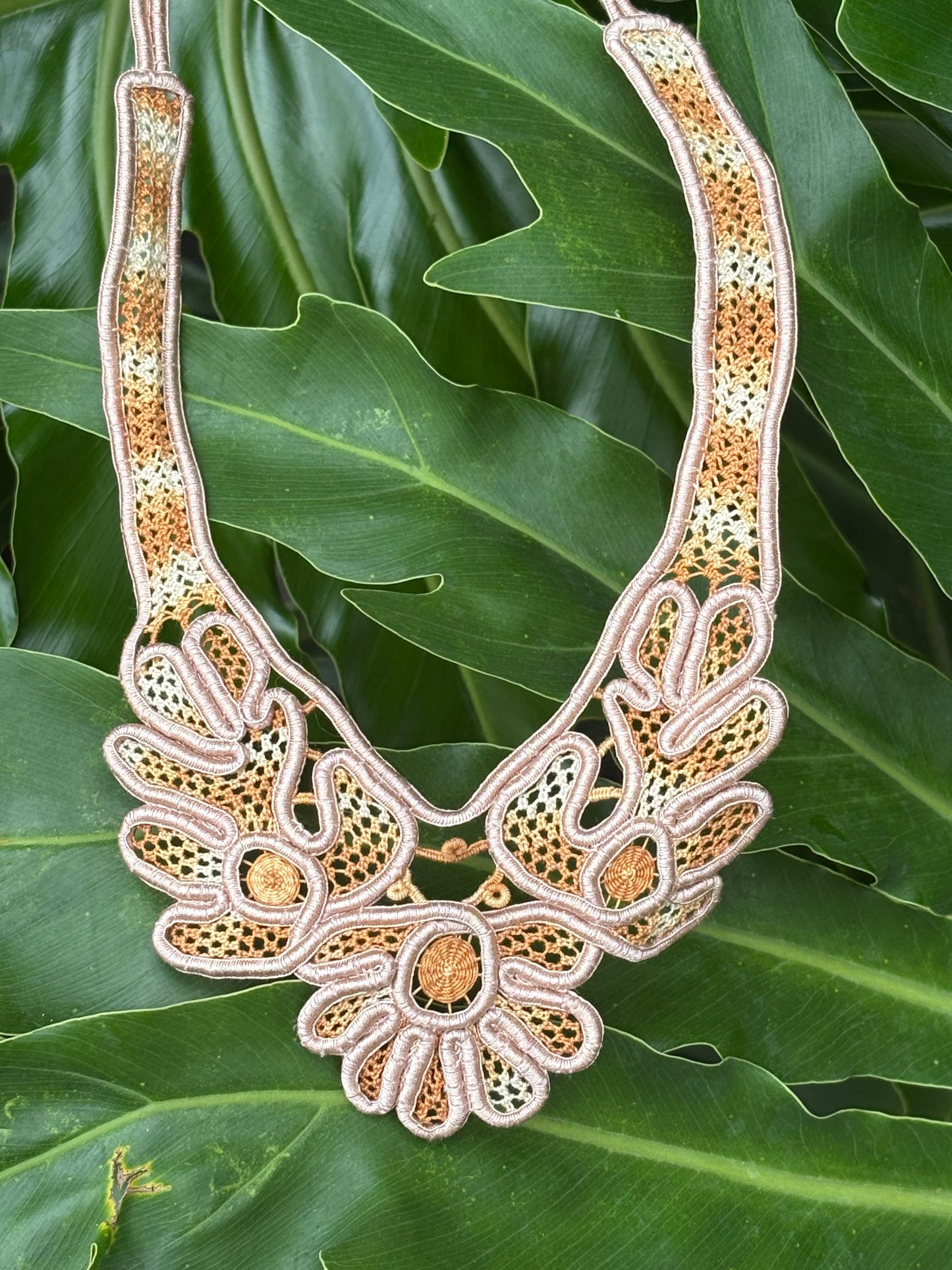 Baroque, Irish lace necklace 