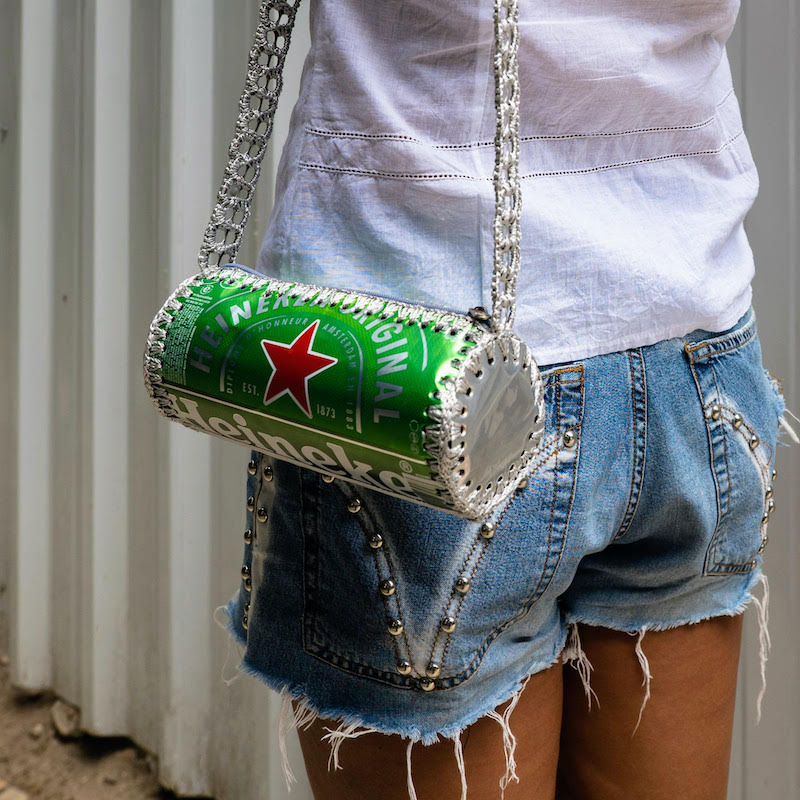 bolsa de lata reciclada e crochê
