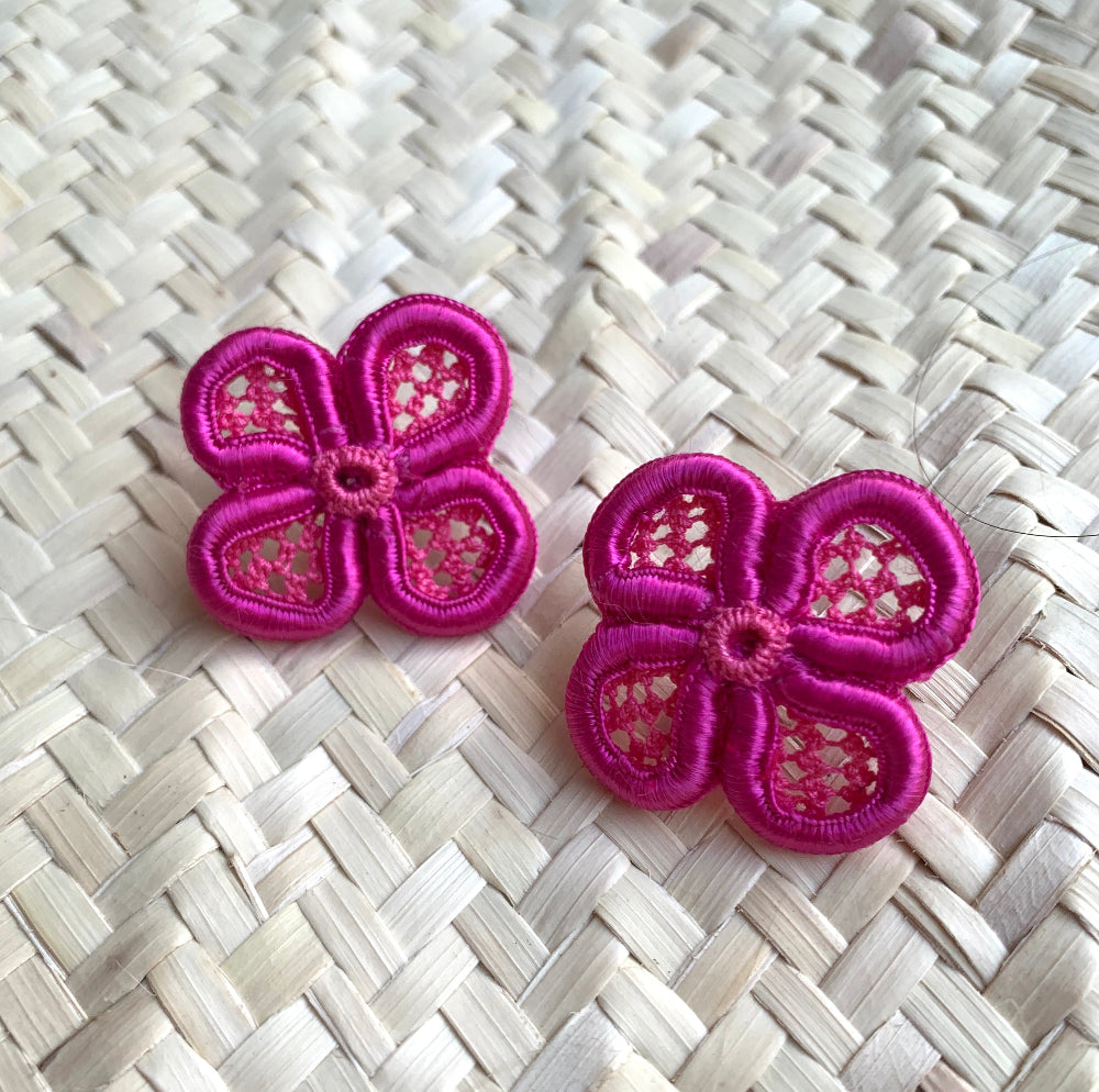 primula brincos de renda irlandesa