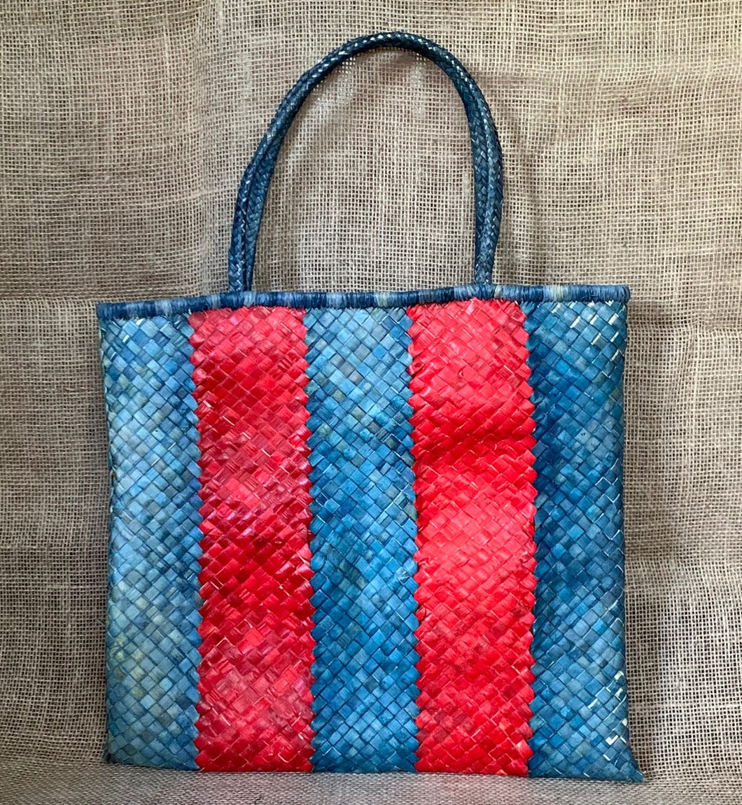 Striped beauty, handbag