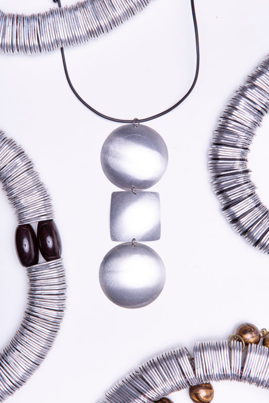 Eco sounds, colar de lata reciclada