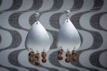 Carregar imagem no visualizador da galeria, Drops of tin, earrings