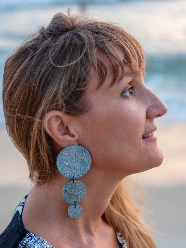 sustainable earrings with recycled materials and banana fibre