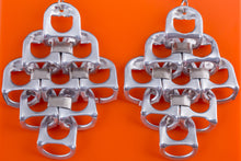 Carregar imagem no visualizador da galeria, recycled soda pop tops earrings